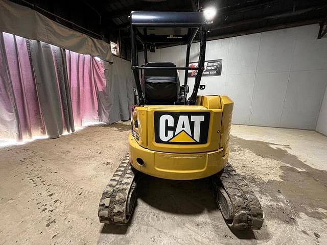 Image of Caterpillar 303.5E2 equipment image 3