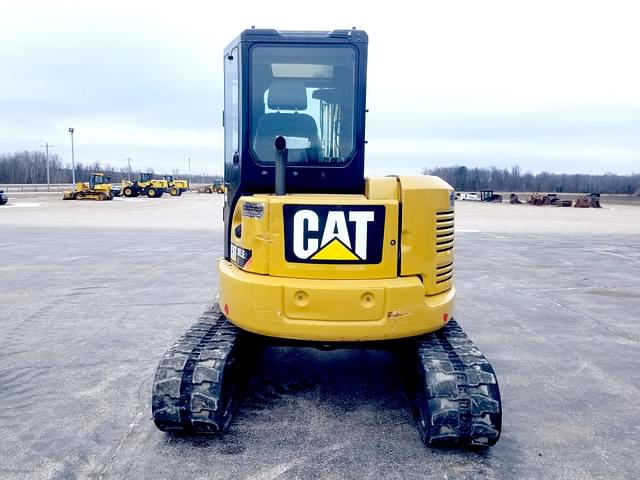 Image of Caterpillar 305.5E2 equipment image 3