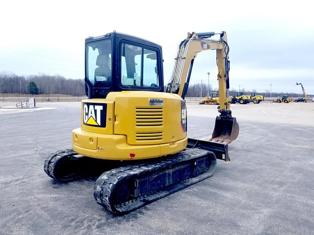 Image of Caterpillar 305.5E2 equipment image 4