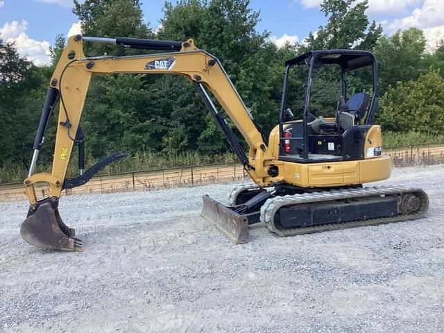 Image of Caterpillar 305.5E2 equipment image 4