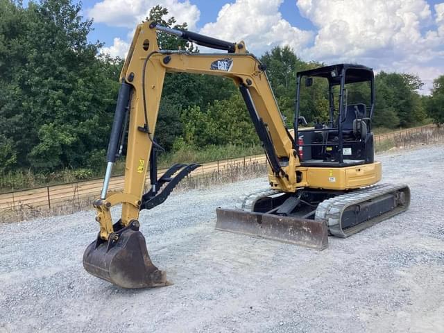 Image of Caterpillar 305.5E2 equipment image 3