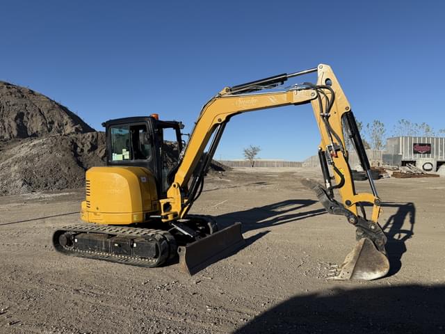 Image of Caterpillar 305.5E2 equipment image 4
