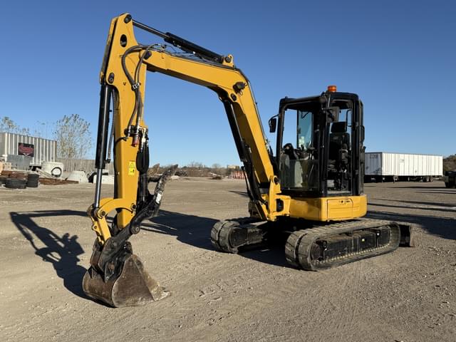Image of Caterpillar 305.5E2 equipment image 2