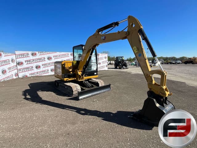 Image of Caterpillar 305.5E2 equipment image 2