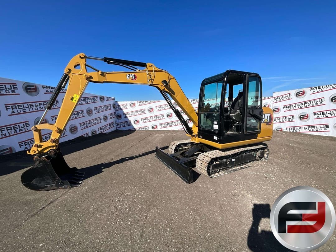 Image of Caterpillar 305.5E2 Primary image