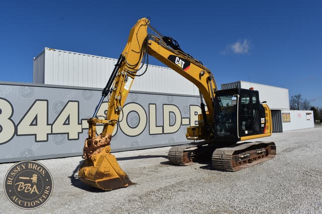 Image of Caterpillar 313FL equipment image 4