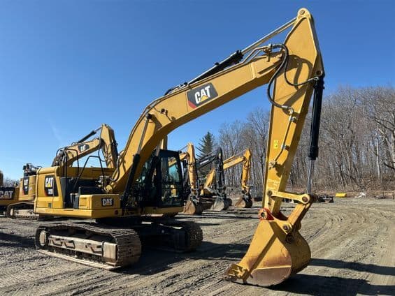 Image of Caterpillar 320 equipment image 1