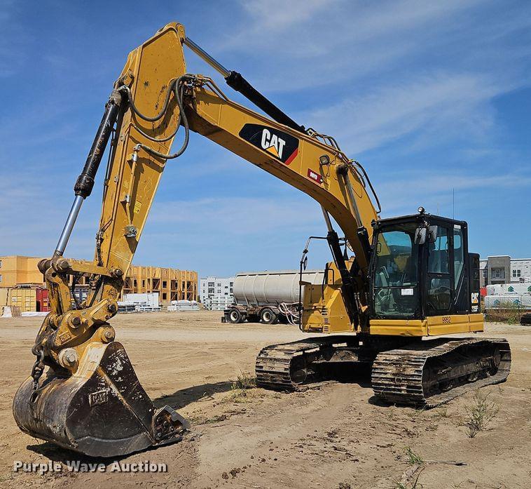 Image of Caterpillar 325FL Primary image