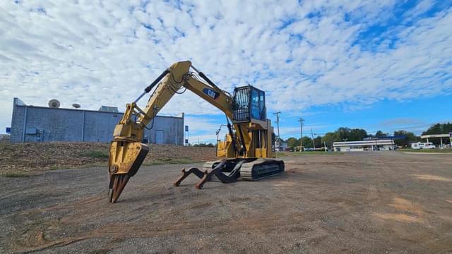 Image of Caterpillar 325FLCR equipment image 2