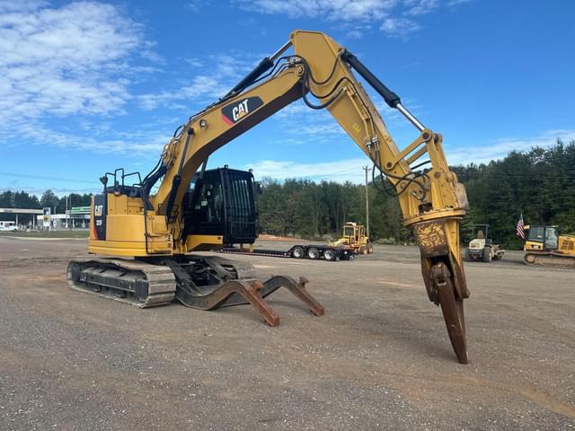 Image of Caterpillar 325FLCR equipment image 3