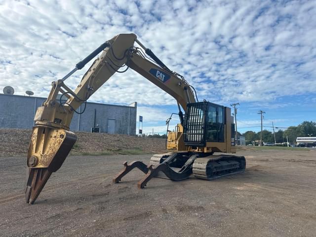 Image of Caterpillar 325FLCR equipment image 1