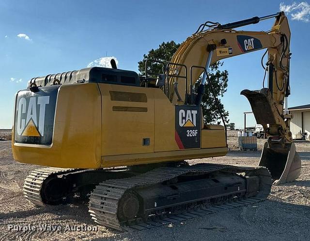 Image of Caterpillar 326F equipment image 4