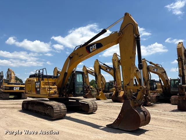 Image of Caterpillar 326FL equipment image 2