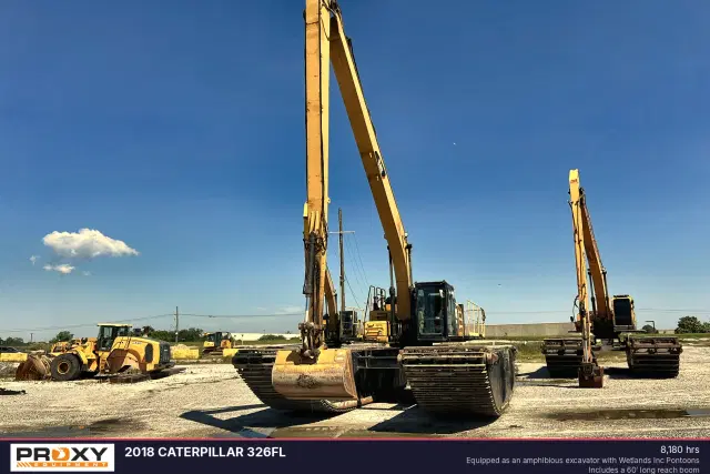 Image of Caterpillar 326FL equipment image 2