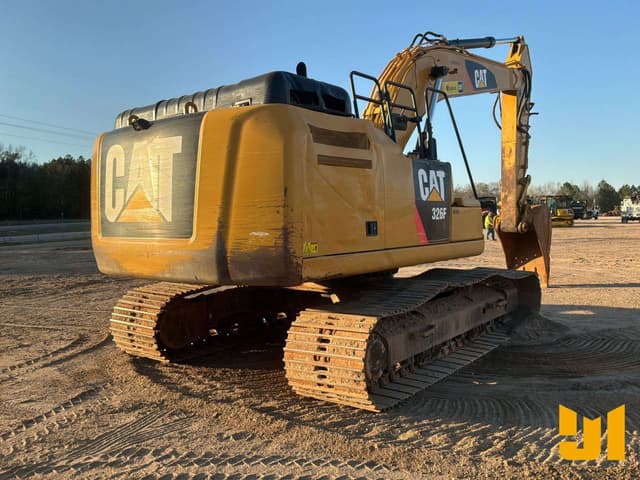 Image of Caterpillar 326FL equipment image 4