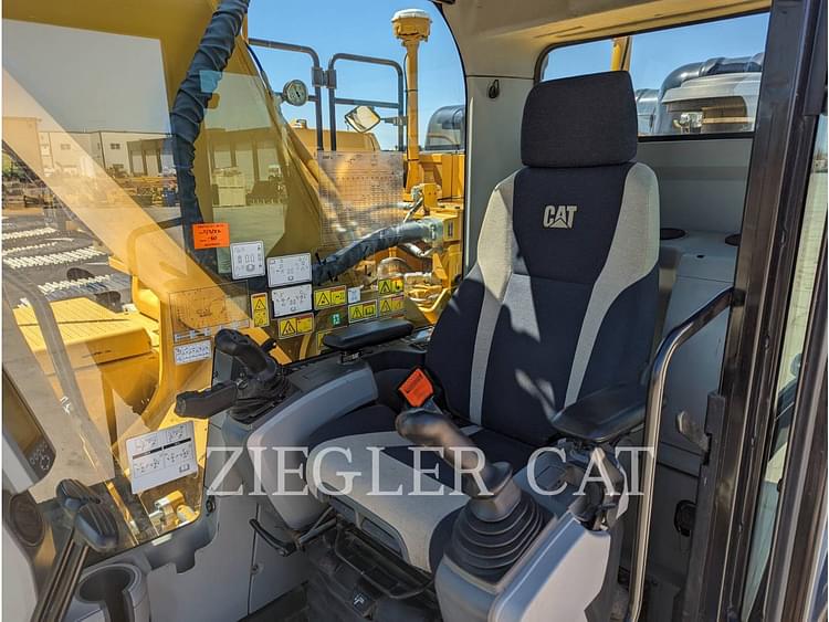 2018 Caterpillar 336FL Equipment Image0