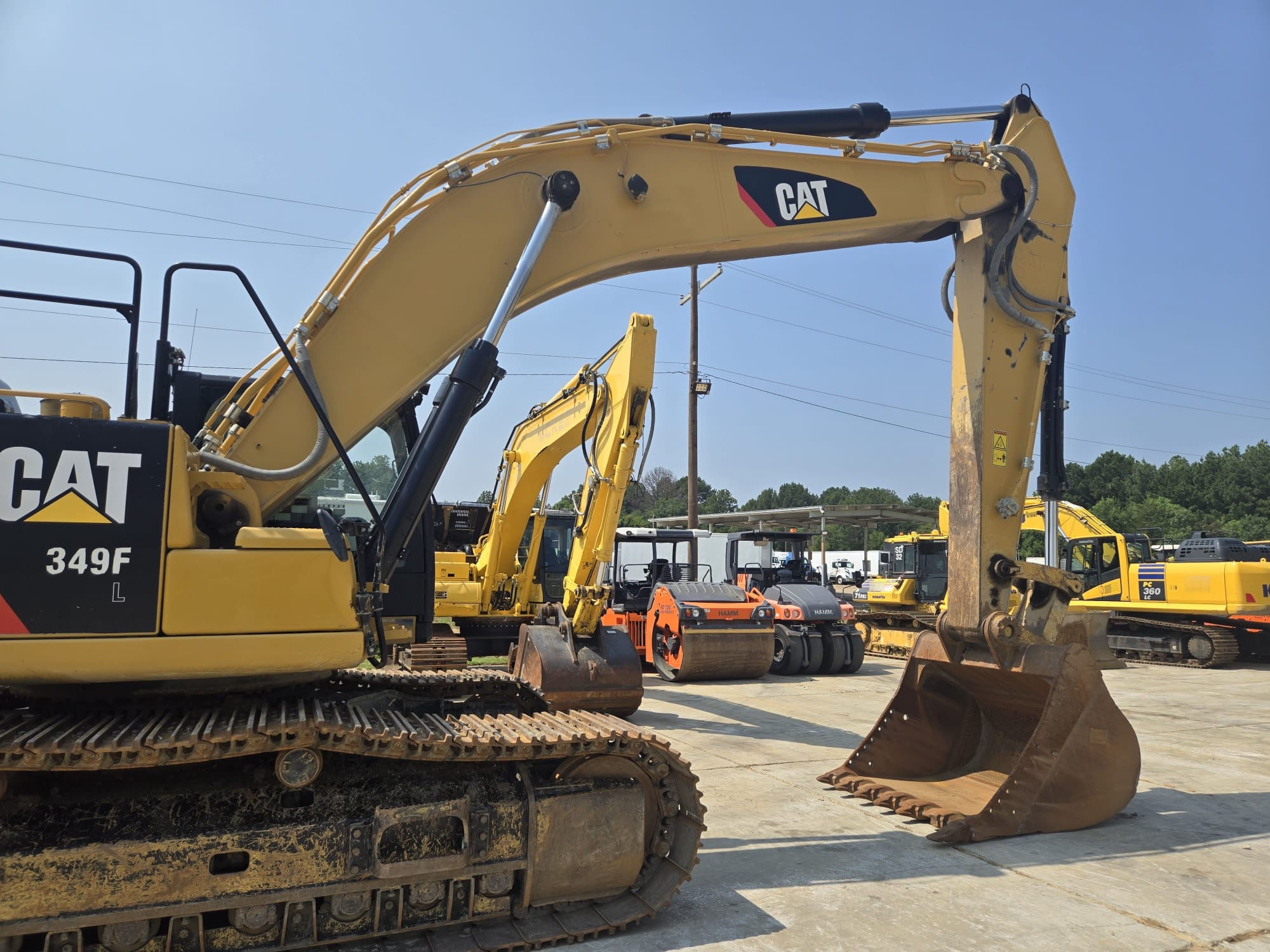 2018 Caterpillar 349FL Equipment Image0