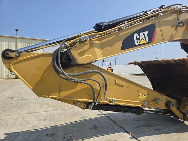 Image of Caterpillar 349FL equipment image 2