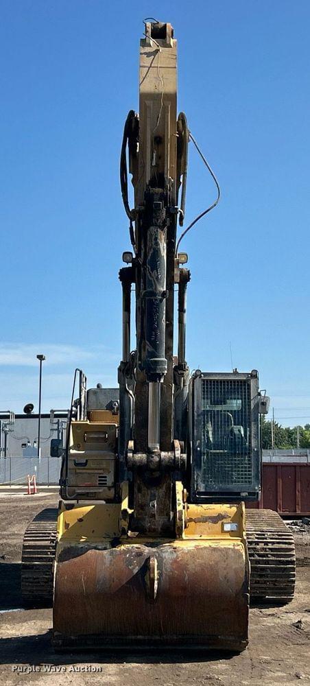 Image of Caterpillar 349FL equipment image 1