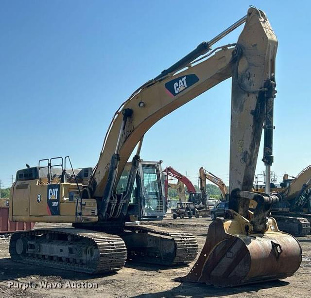 Image of Caterpillar 349FL equipment image 2
