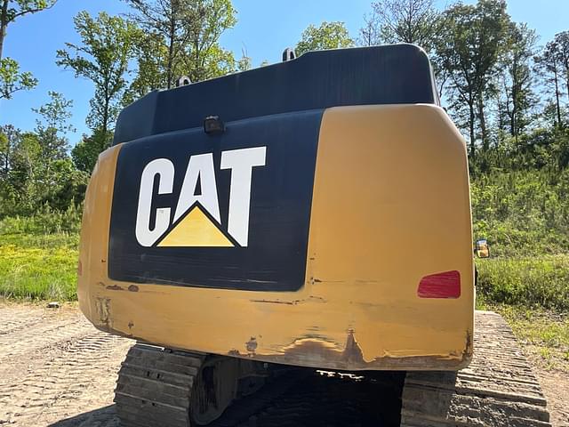 Image of Caterpillar 349FL equipment image 4