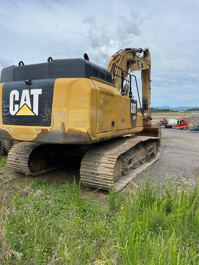 Image of Caterpillar 349FL equipment image 3