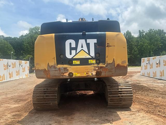 Image of Caterpillar 349FL equipment image 4