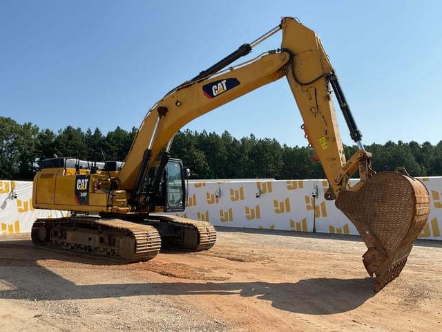 Image of Caterpillar 349FL equipment image 2