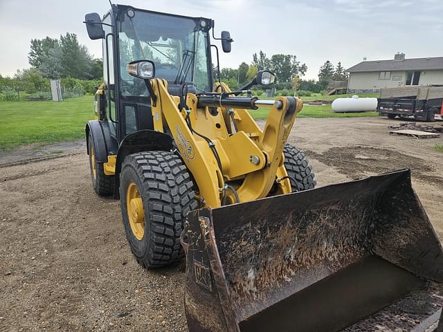Image of Caterpillar 906M equipment image 3