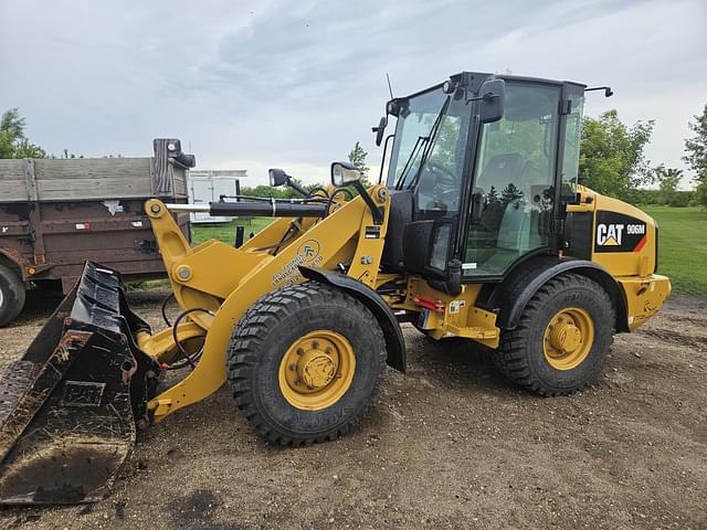 Image of Caterpillar 906M equipment image 1