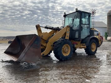 Main image Caterpillar 906M