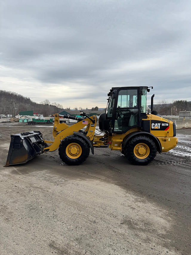 Image of Caterpillar 907M equipment image 2