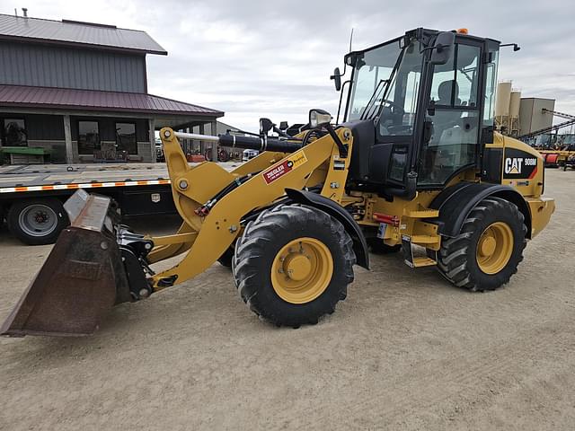 Image of Caterpillar 908M equipment image 1