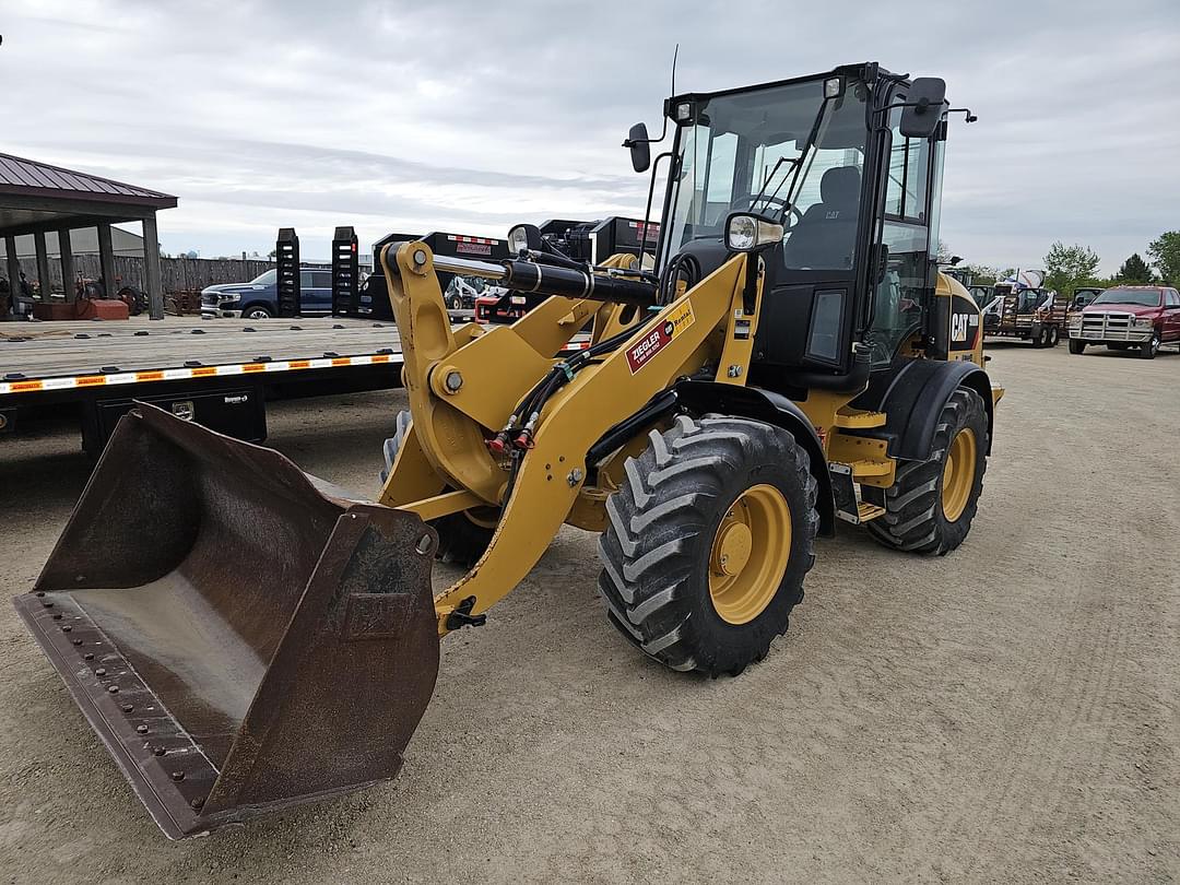 Image of Caterpillar 908M Primary image