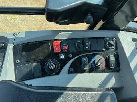 Image of Caterpillar 908M equipment image 4