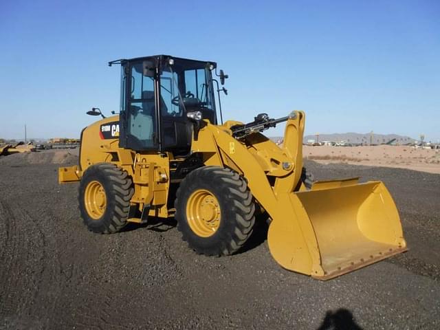 Image of Caterpillar 910M equipment image 1