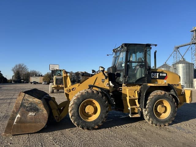 Image of Caterpillar 914M equipment image 2