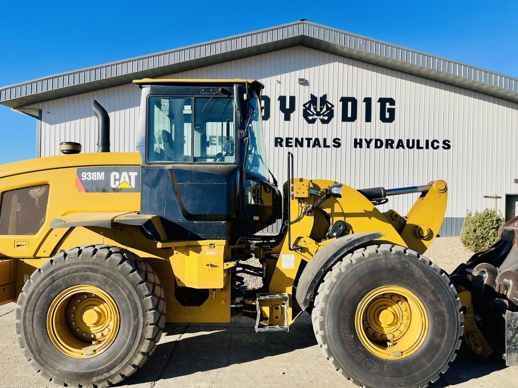 2018 Caterpillar 938M Equipment Image0