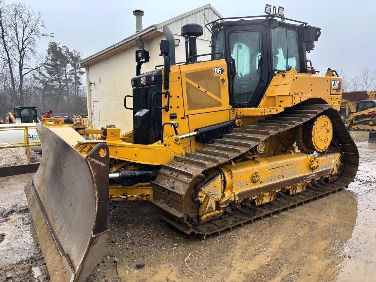 2018 Caterpillar 938M Equipment Image0