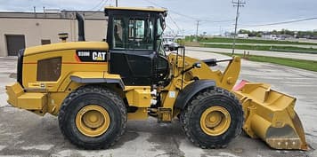 Main image Caterpillar 938M