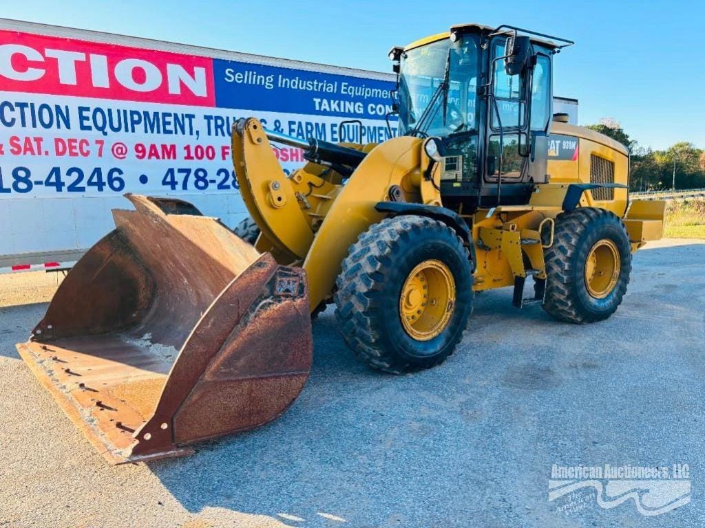 Main image Caterpillar 938M