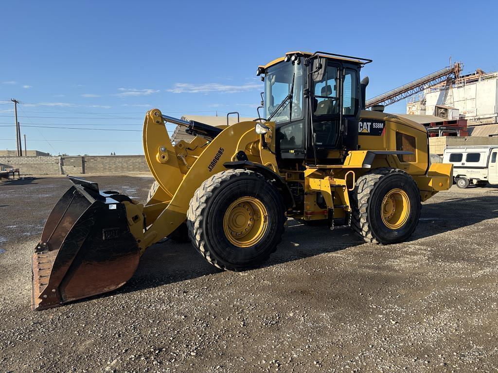 Image of Caterpillar 938M Primary image