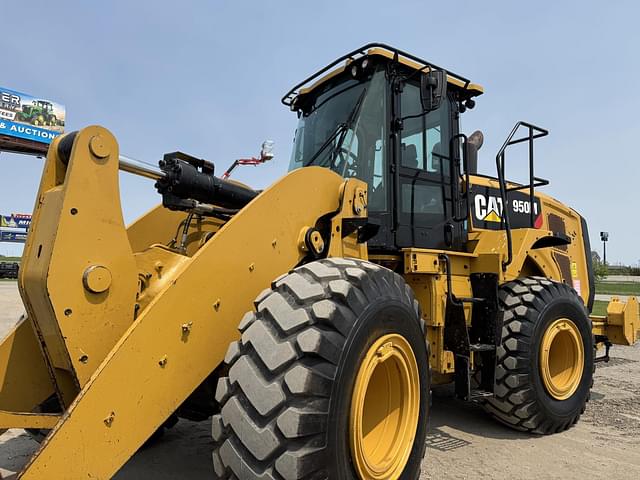 Image of Caterpillar 950M equipment image 2