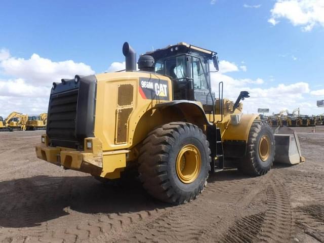Image of Caterpillar 966M equipment image 3