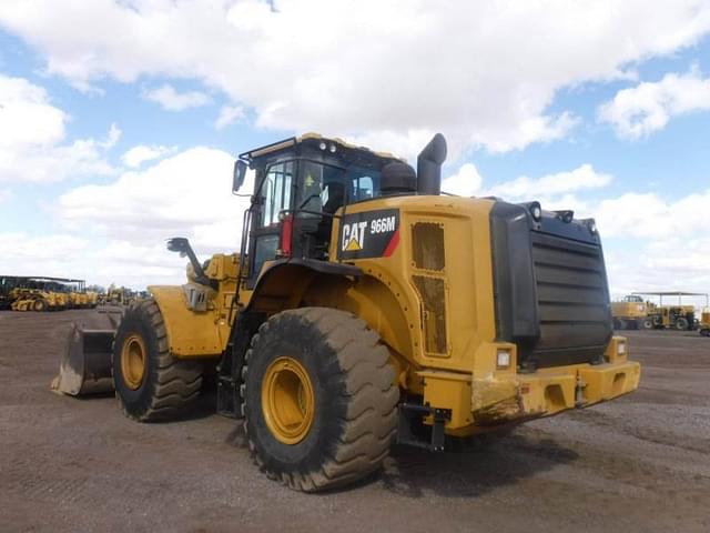 Image of Caterpillar 966M equipment image 4