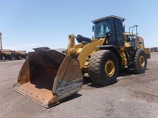 Main image Caterpillar 972M