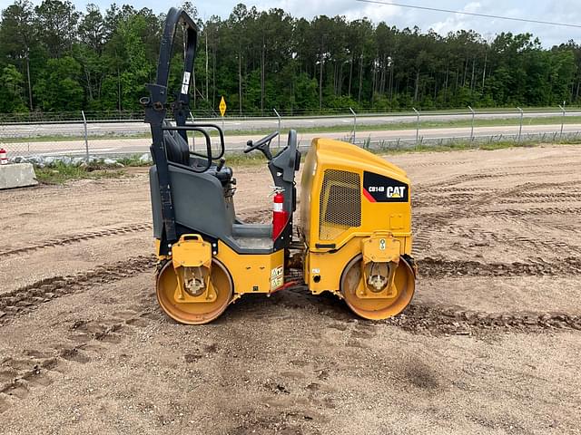 Image of Caterpillar CB14B equipment image 3
