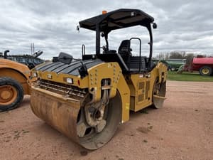 2018 Caterpillar CB64B Image
