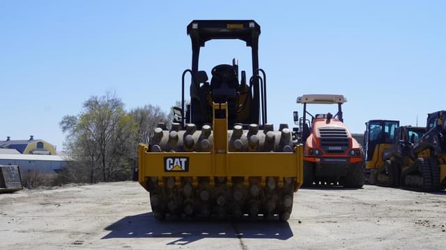 Image of Caterpillar CP44B equipment image 2