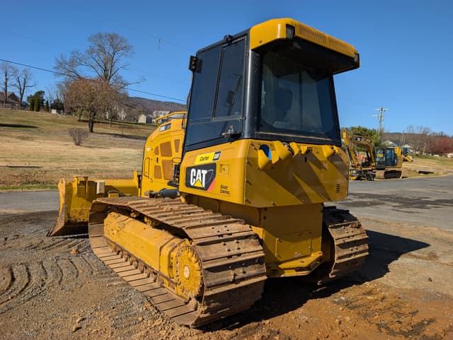 Image of Caterpillar D5K2 LGP equipment image 2